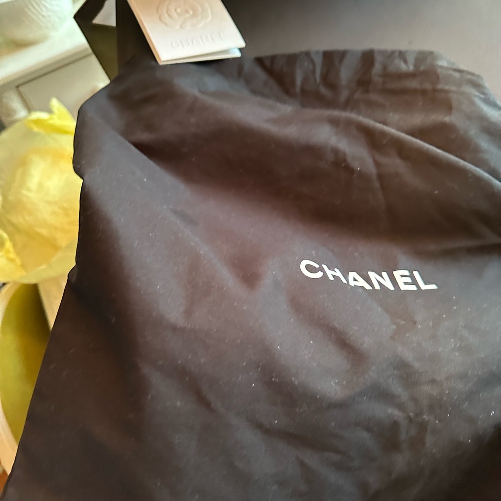 🥳 SUPER RARE!!!CHANEL Suede Quilted Patchwork Bag. - Picture 12 of 14